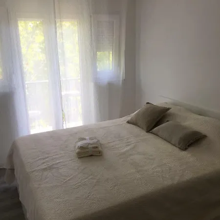 Lägenhet Central Beach Apartment