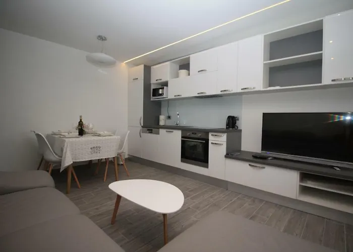 Apartman Central Beach Apartment