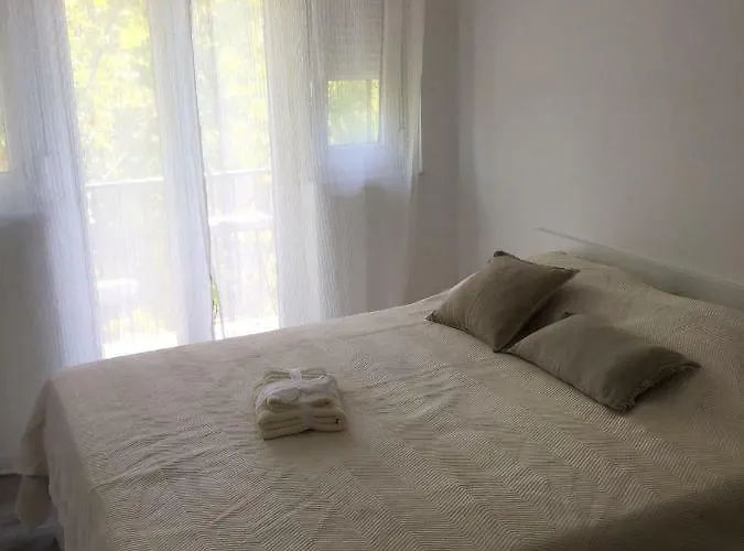 Apartman Central Beach Apartment