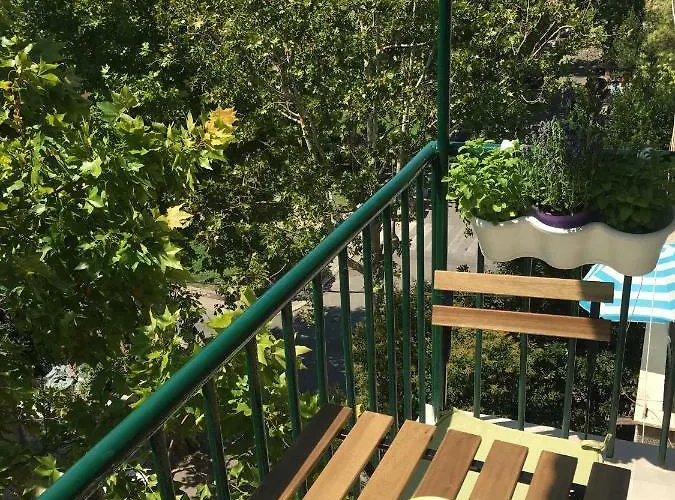 Central Beach Apartment Split